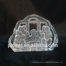 2015 venta caliente 3D iceberg cristal grabado láser para la religión Jesús escultura de cristal